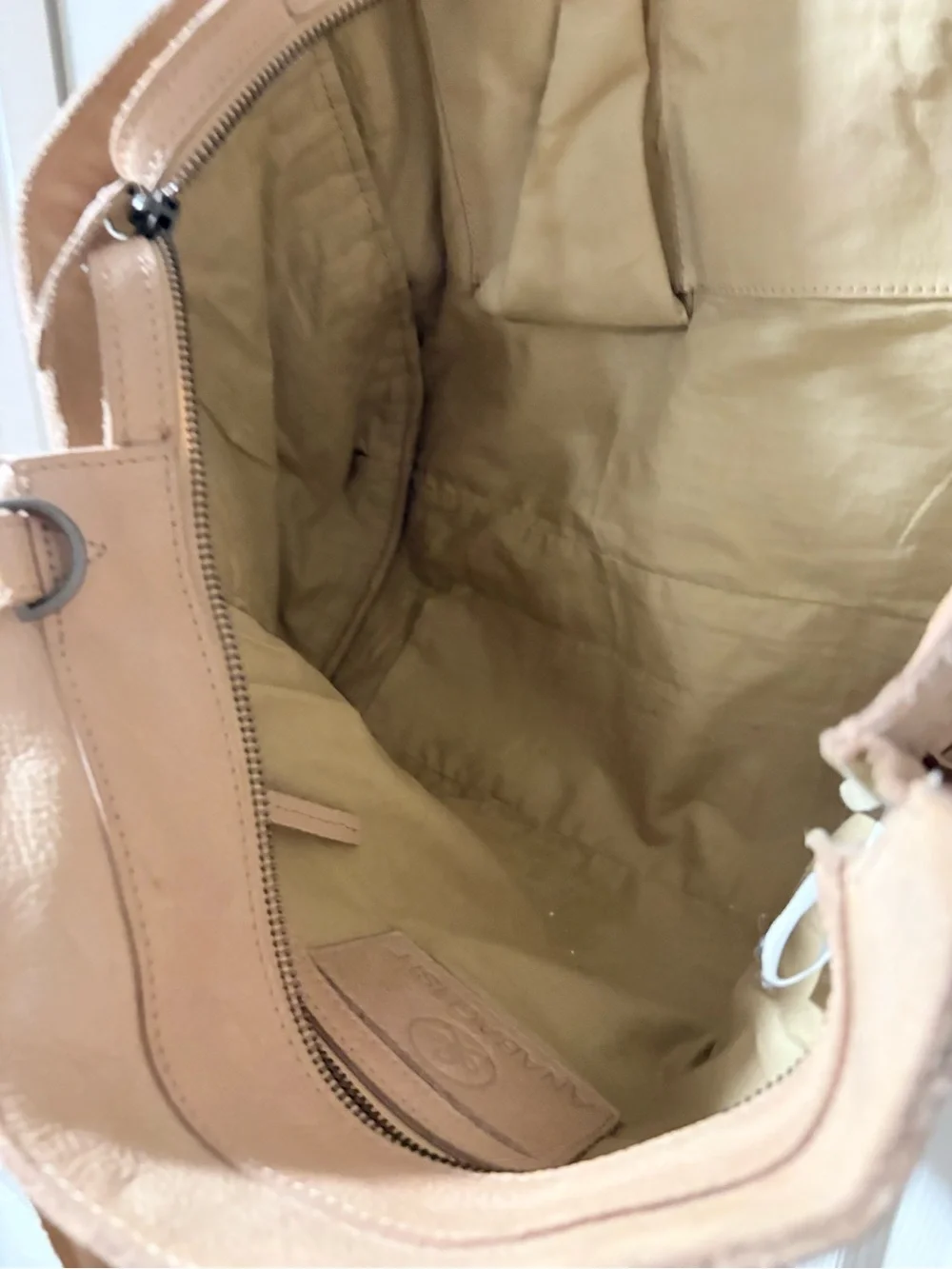 Anabaglish beige leather